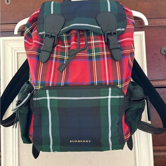 Vintage Burberry patchwork tartan rucksack backpack with leather details NWOT - Picture 1 of 16